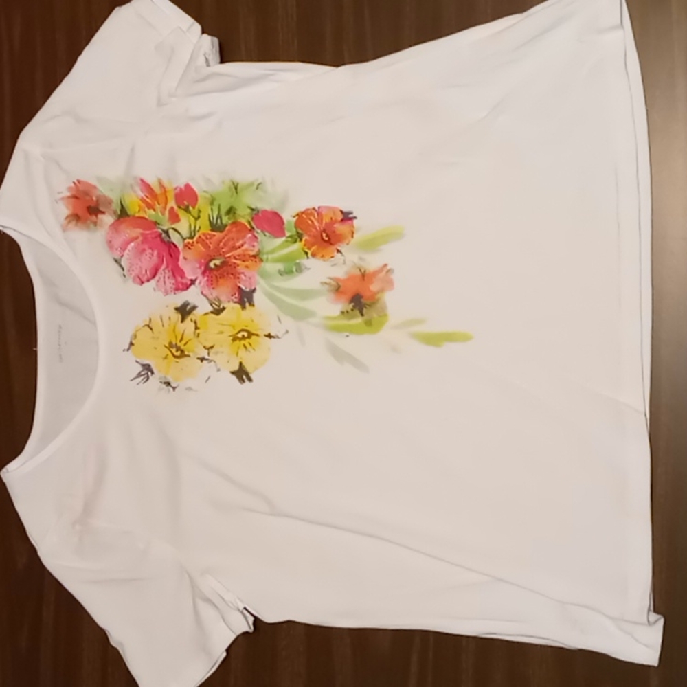 Breckenridge Flowered Tee Shirt w Embellishments XL
